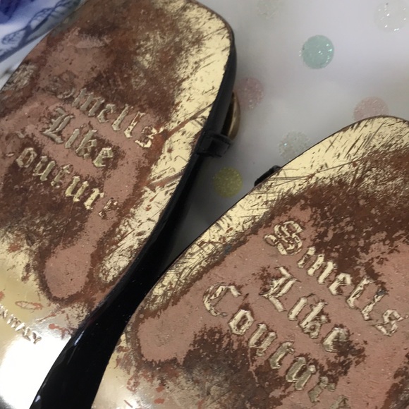 JUICY COUTURE Made in Italy Black Patent Leather Sling Back 2” Heels Size 6 - Picture 6 of 8